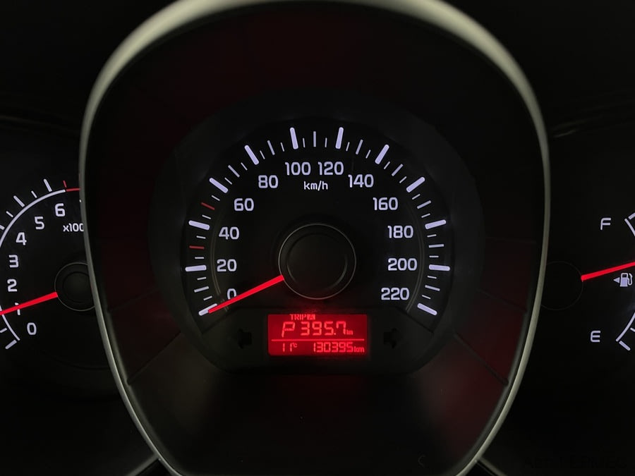 Фото Kia Rio III Рестайлинг с пробегом | №6 Фото Kia Rio III Рестайлинг с пробегом | №6