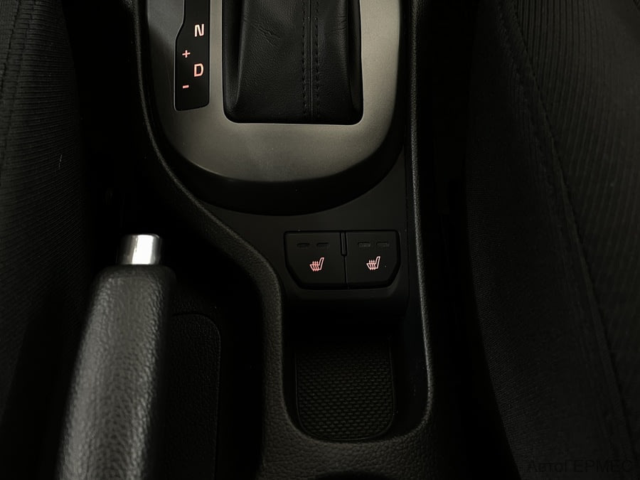 Фото Kia Rio III Рестайлинг с пробегом | №11 Фото Kia Rio III Рестайлинг с пробегом | №11