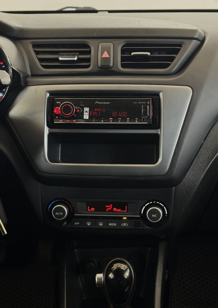 Фото Kia Rio III Рестайлинг с пробегом | №7