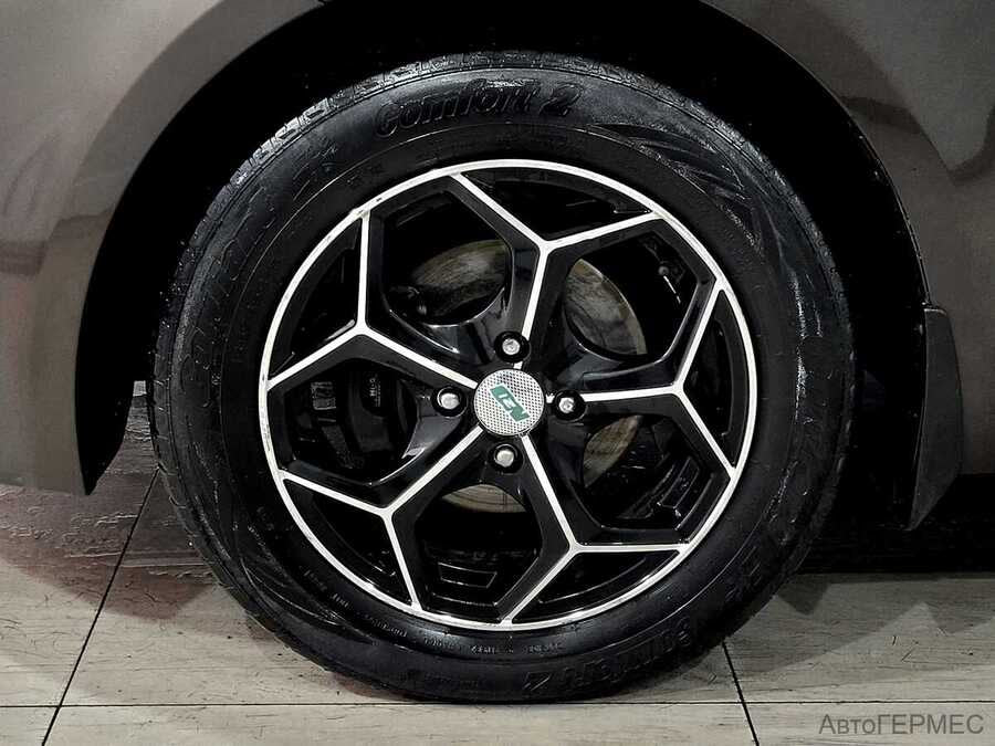 Фото Kia Rio III Рестайлинг с пробегом | №15 Фото Kia Rio III Рестайлинг с пробегом | №15