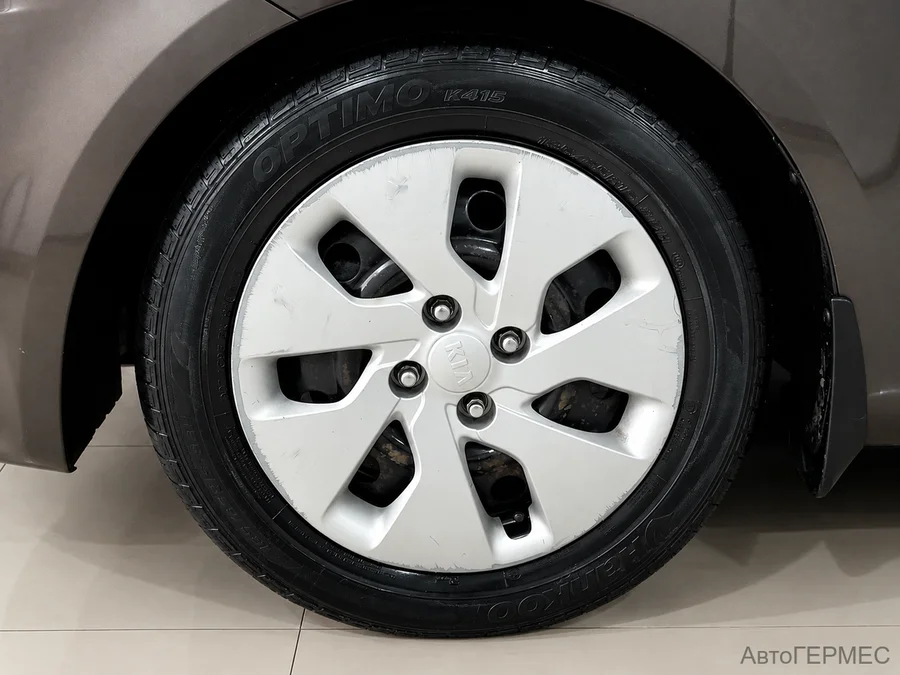 Фото Kia Rio III Рестайлинг с пробегом | №15 Фото Kia Rio III Рестайлинг с пробегом | №15