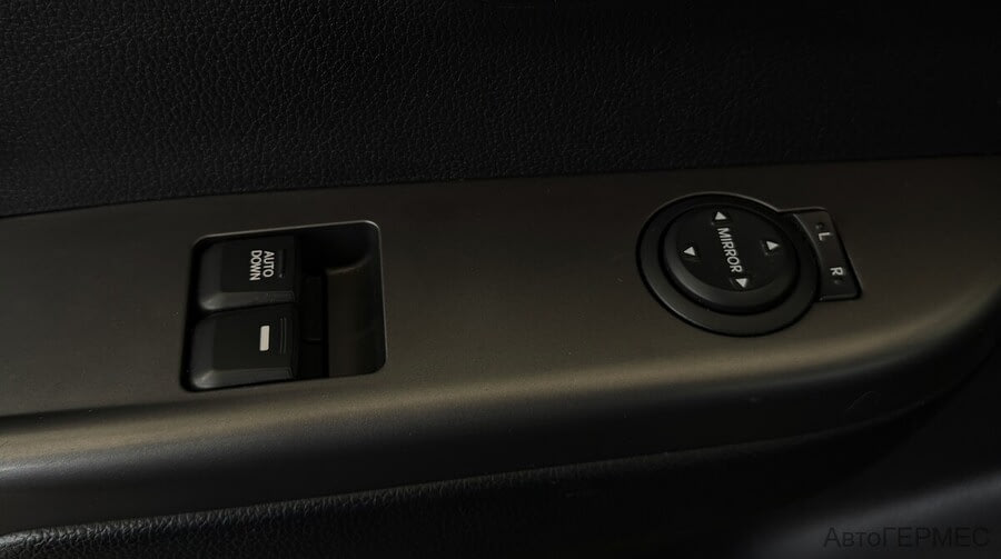 Фото Kia Rio III Рестайлинг с пробегом | №9 Фото Kia Rio III Рестайлинг с пробегом | №9