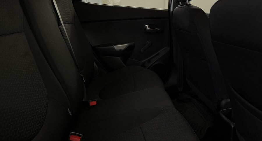 Фото Kia Rio III Рестайлинг с пробегом | №13 Фото Kia Rio III Рестайлинг с пробегом | №13