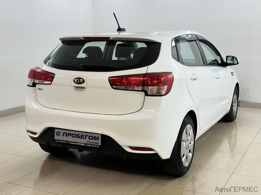 Фото Kia Rio III Рестайлинг с пробегом | №4 Фото Kia Rio III Рестайлинг с пробегом | №4