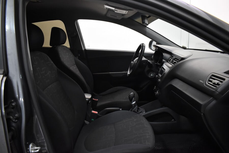 Фото Kia Rio III с пробегом | №11 Фото Kia Rio III с пробегом | №11