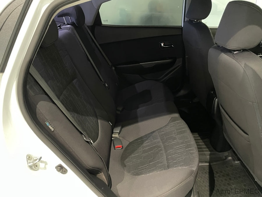 Фото Kia Rio III с пробегом | №13 Фото Kia Rio III с пробегом | №13