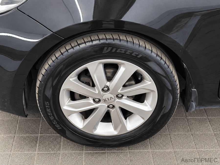 Фото Kia Rio III Рестайлинг с пробегом | №16 Фото Kia Rio III Рестайлинг с пробегом | №16