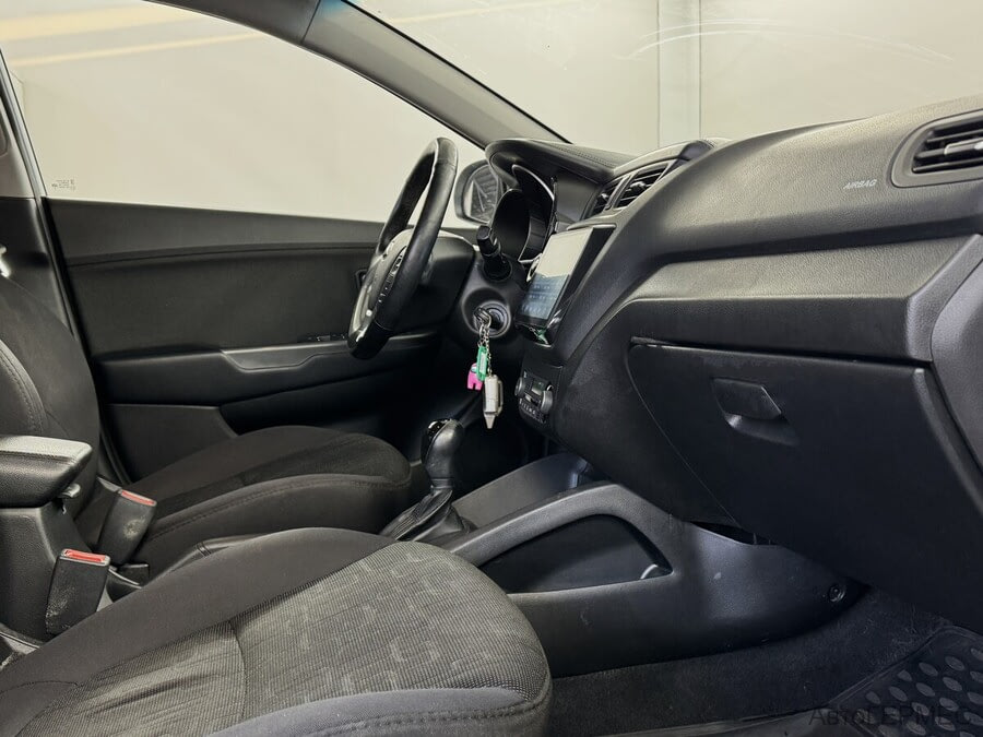 Фото Kia Rio III Рестайлинг с пробегом | №12 Фото Kia Rio III Рестайлинг с пробегом | №12