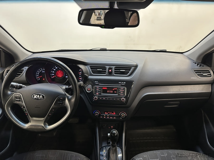 Фото Kia Rio III Рестайлинг с пробегом | №5 Фото Kia Rio III Рестайлинг с пробегом | №5