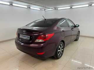 Фото HYUNDAI Solaris I с пробегом