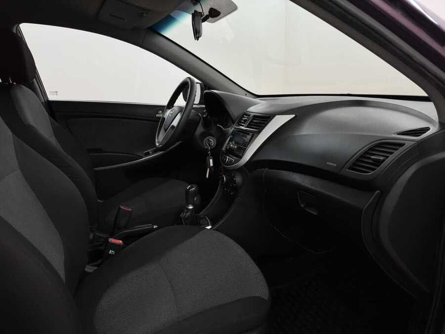 Фото HYUNDAI Solaris I с пробегом | №10