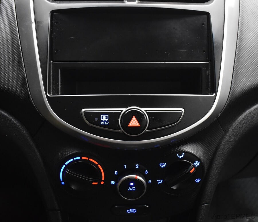 Фото HYUNDAI Solaris I Рестайлинг с пробегом | №7