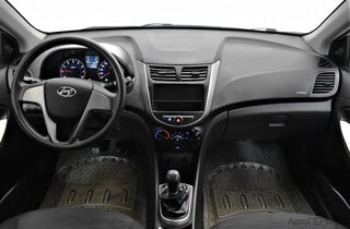 Фото HYUNDAI Solaris I Рестайлинг с пробегом