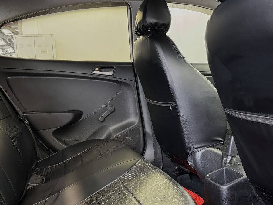 Фото HYUNDAI Solaris I Рестайлинг с пробегом | №13