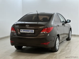 Фото HYUNDAI Solaris I Рестайлинг с пробегом Фото HYUNDAI Solaris I Рестайлинг с пробегом