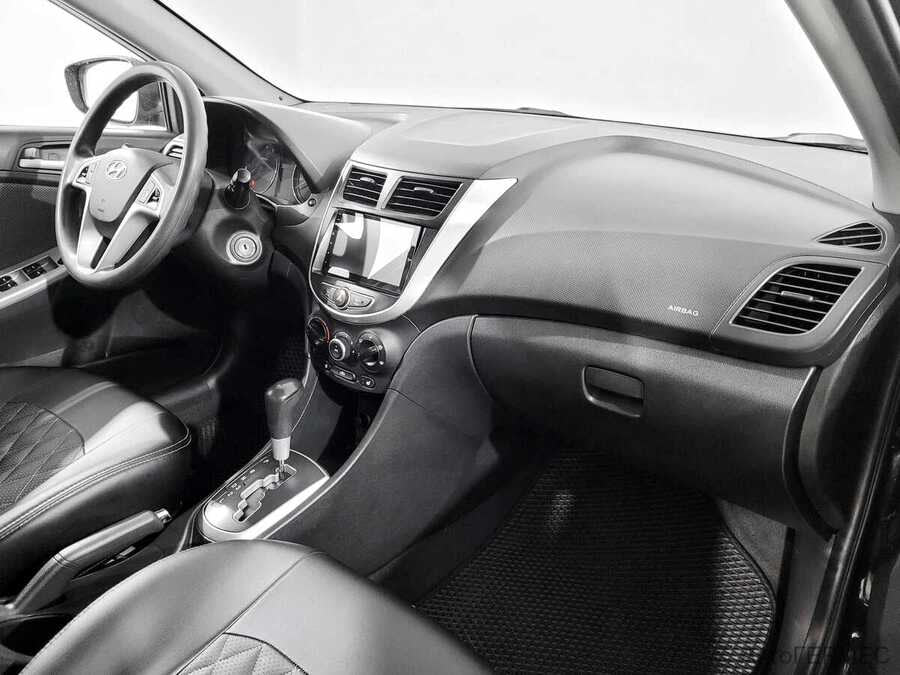 Фото HYUNDAI Solaris I с пробегом | №11