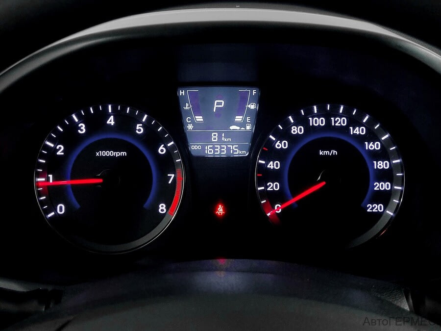 Фото HYUNDAI Solaris I с пробегом | №6