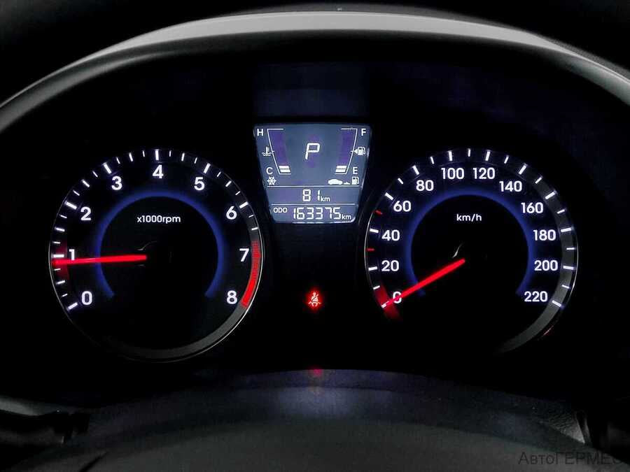 Фото HYUNDAI Solaris I с пробегом | №6