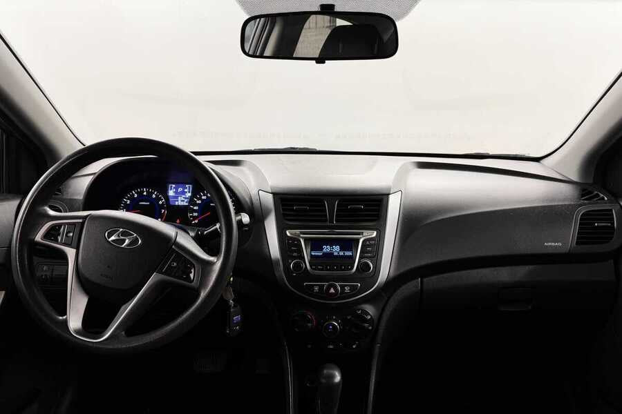 Фото HYUNDAI Solaris I Рестайлинг с пробегом | №5