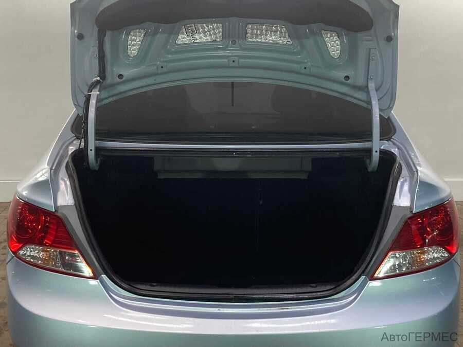 Фото HYUNDAI Solaris I с пробегом | №13