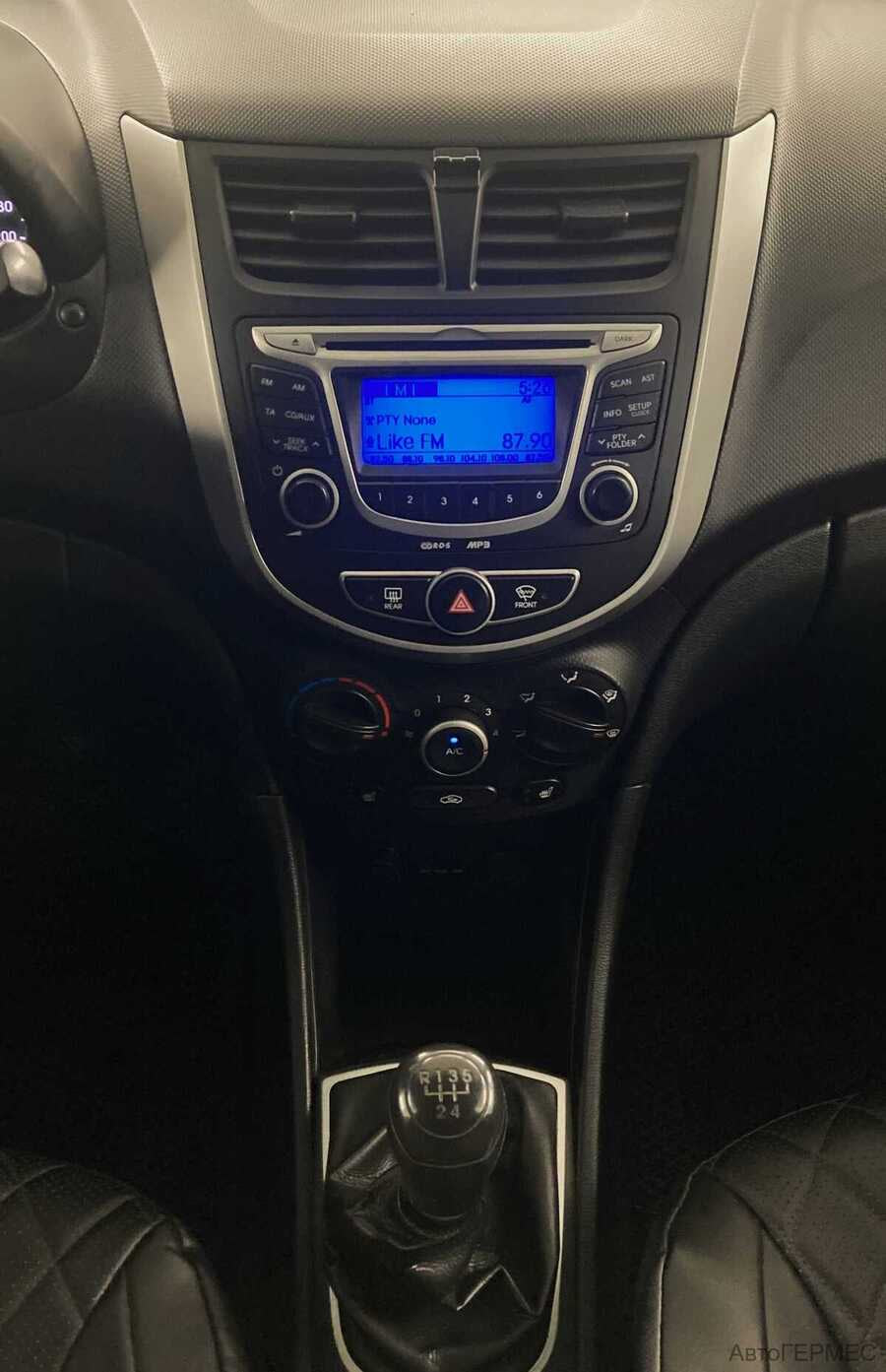 Фото HYUNDAI Solaris I с пробегом | №7