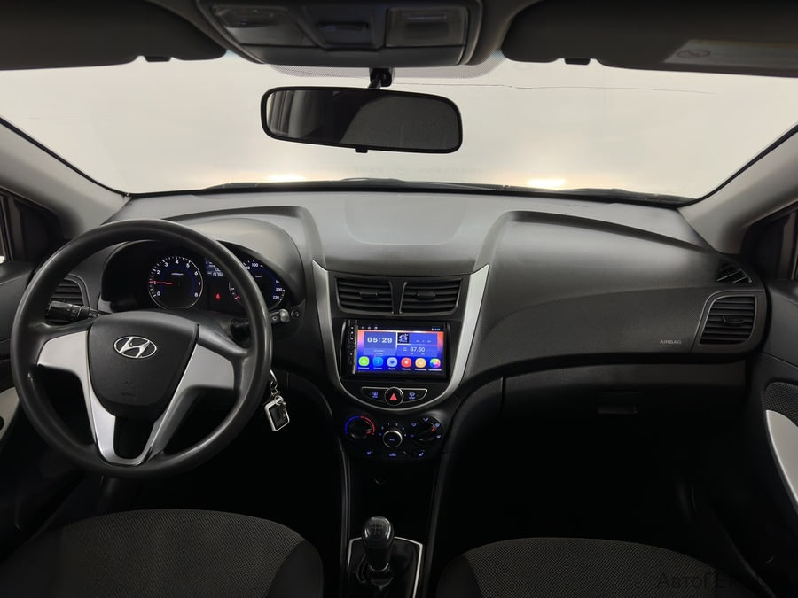 Фото HYUNDAI Solaris I с пробегом | №5 Фото HYUNDAI Solaris I с пробегом | №5