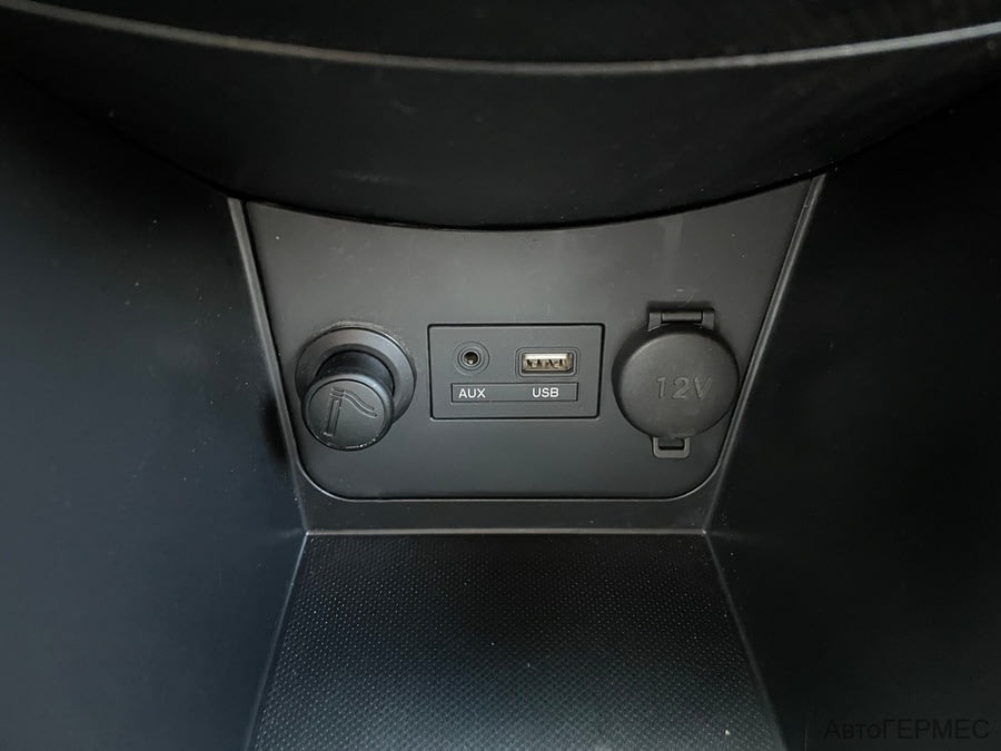 Фото HYUNDAI Solaris I Рестайлинг с пробегом | №10 Фото HYUNDAI Solaris I Рестайлинг с пробегом | №10