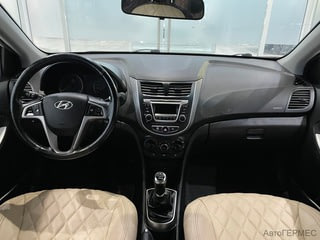 Фото HYUNDAI Solaris I Рестайлинг с пробегом Фото HYUNDAI Solaris I Рестайлинг с пробегом