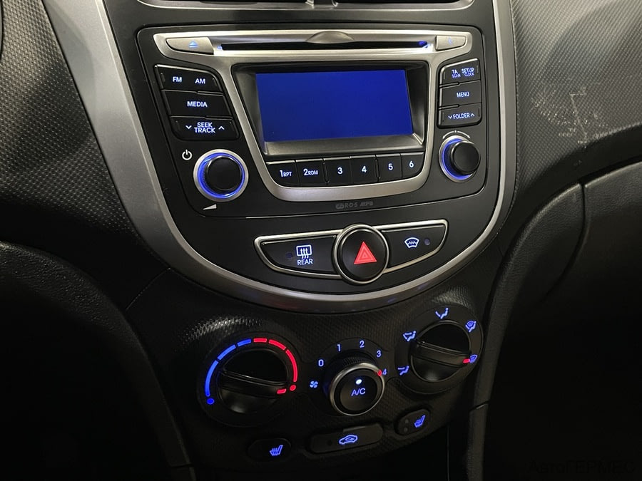 Фото HYUNDAI Solaris I Рестайлинг с пробегом | №7 Фото HYUNDAI Solaris I Рестайлинг с пробегом | №7