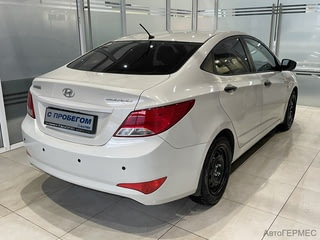 Фото HYUNDAI Solaris I Рестайлинг с пробегом Фото HYUNDAI Solaris I Рестайлинг с пробегом