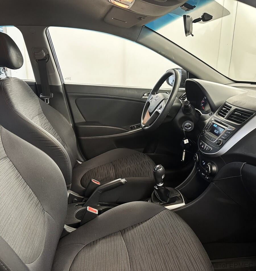 Фото HYUNDAI Solaris I Рестайлинг с пробегом | №12 Фото HYUNDAI Solaris I Рестайлинг с пробегом | №12