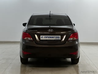 Фото HYUNDAI Solaris I Рестайлинг с пробегом Фото HYUNDAI Solaris I Рестайлинг с пробегом