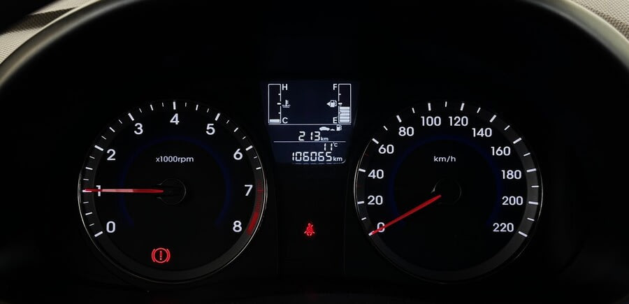 Фото HYUNDAI Solaris I Рестайлинг с пробегом | №6 Фото HYUNDAI Solaris I Рестайлинг с пробегом | №6