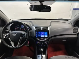 Фото HYUNDAI Solaris I с пробегом