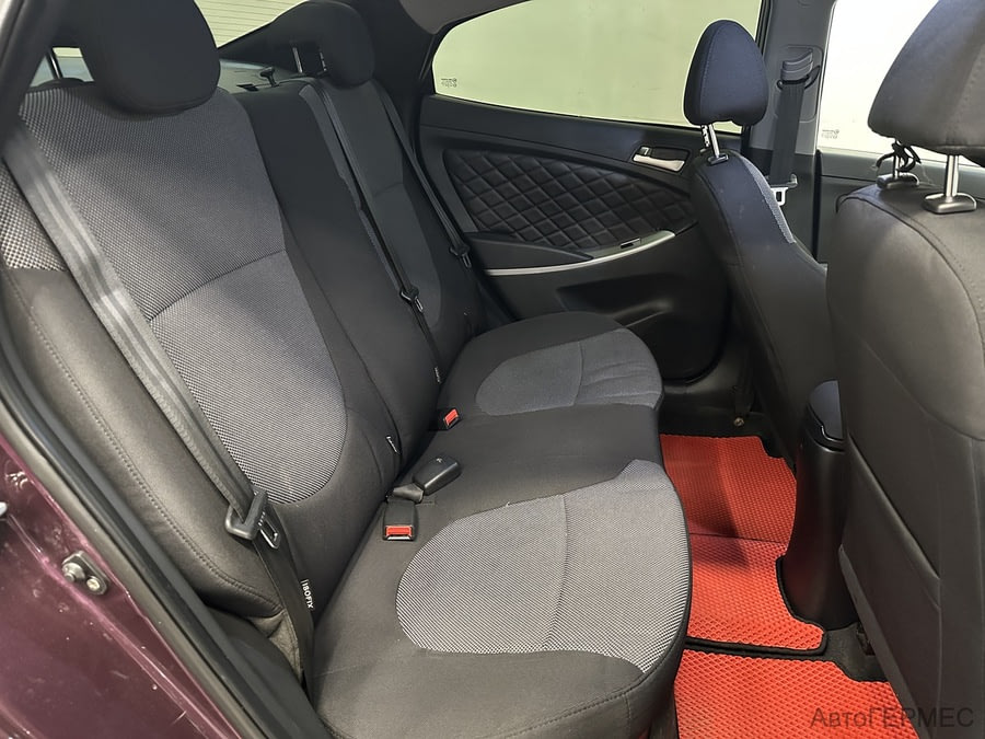 Фото HYUNDAI Solaris I с пробегом | №13 Фото HYUNDAI Solaris I с пробегом | №13