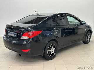 Фото HYUNDAI Solaris I с пробегом