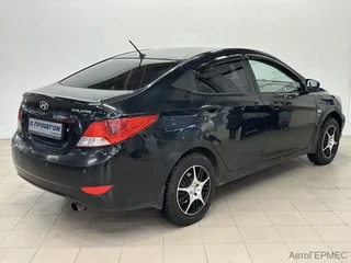 Фото HYUNDAI Solaris I с пробегом Фото HYUNDAI Solaris I с пробегом