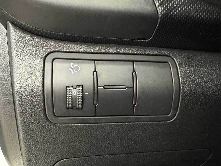 Фото HYUNDAI Solaris I с пробегом | №10 Фото HYUNDAI Solaris I с пробегом | №10