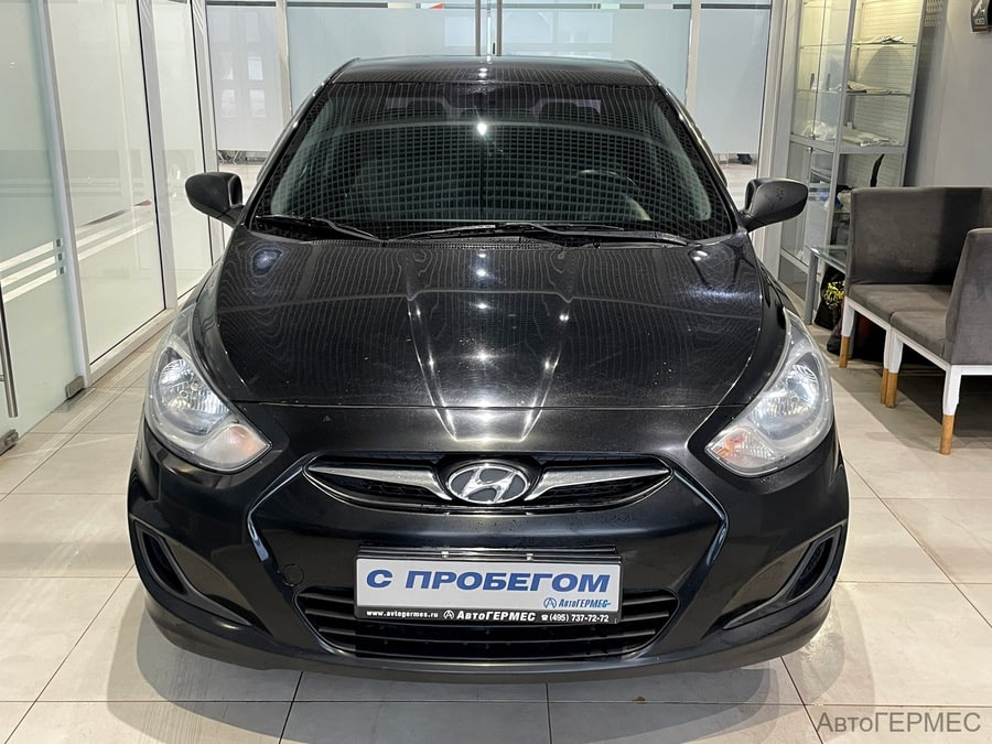 Фото HYUNDAI Solaris I с пробегом | №2