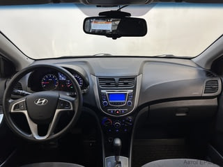 Фото HYUNDAI Solaris I с пробегом