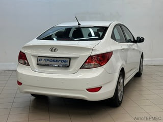 Фото HYUNDAI Solaris I с пробегом