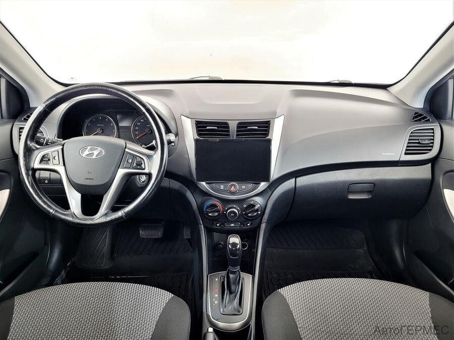Фото HYUNDAI Solaris I Рестайлинг с пробегом | №5 Фото HYUNDAI Solaris I Рестайлинг с пробегом | №5