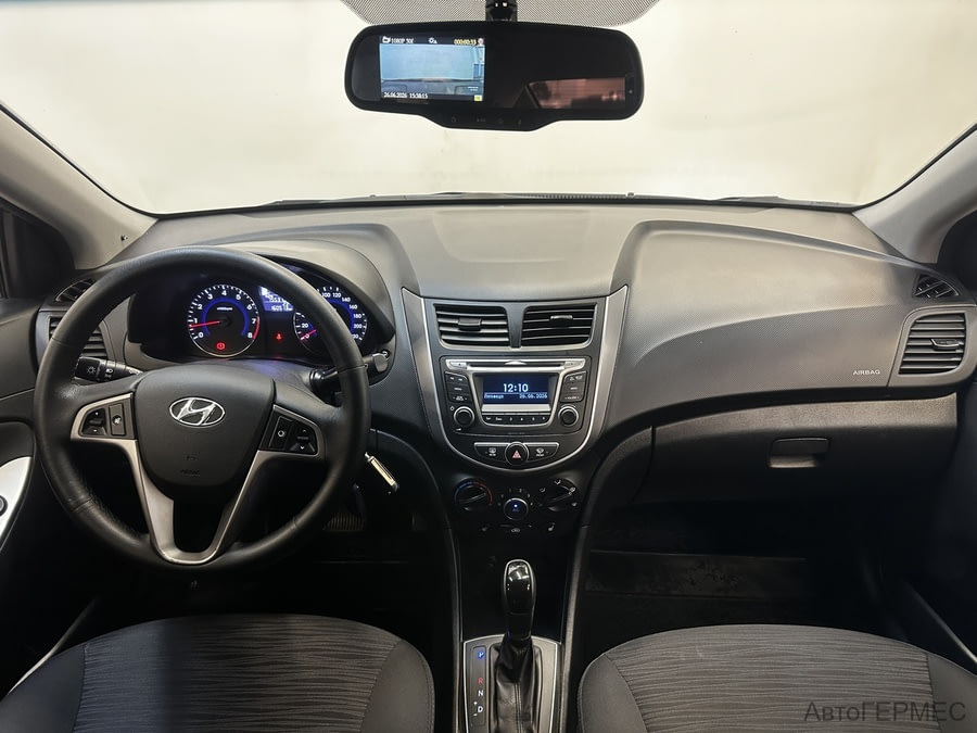 Фото HYUNDAI Solaris I Рестайлинг с пробегом | №5