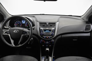 Фото HYUNDAI Solaris I Рестайлинг с пробегом Фото HYUNDAI Solaris I Рестайлинг с пробегом