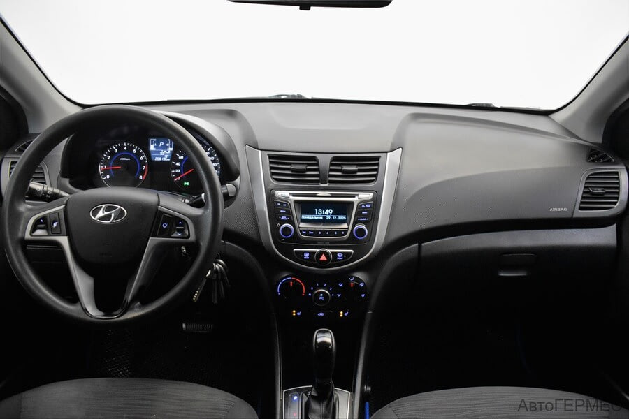 Фото HYUNDAI Solaris I Рестайлинг с пробегом | №5