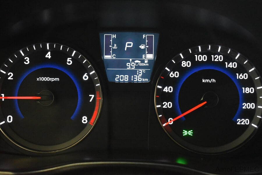 Фото HYUNDAI Solaris I Рестайлинг с пробегом | №6