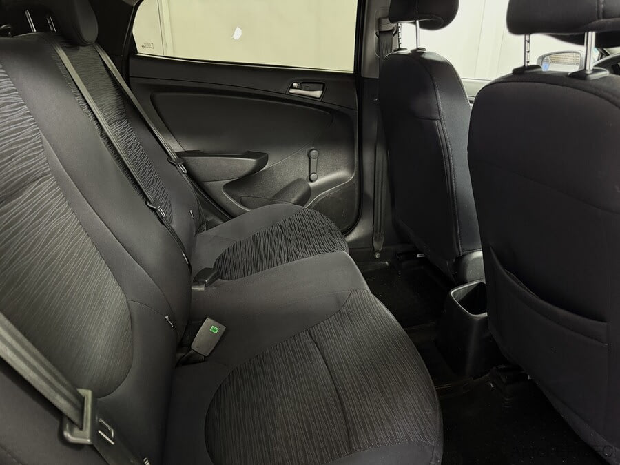 Фото HYUNDAI Solaris I Рестайлинг с пробегом | №11