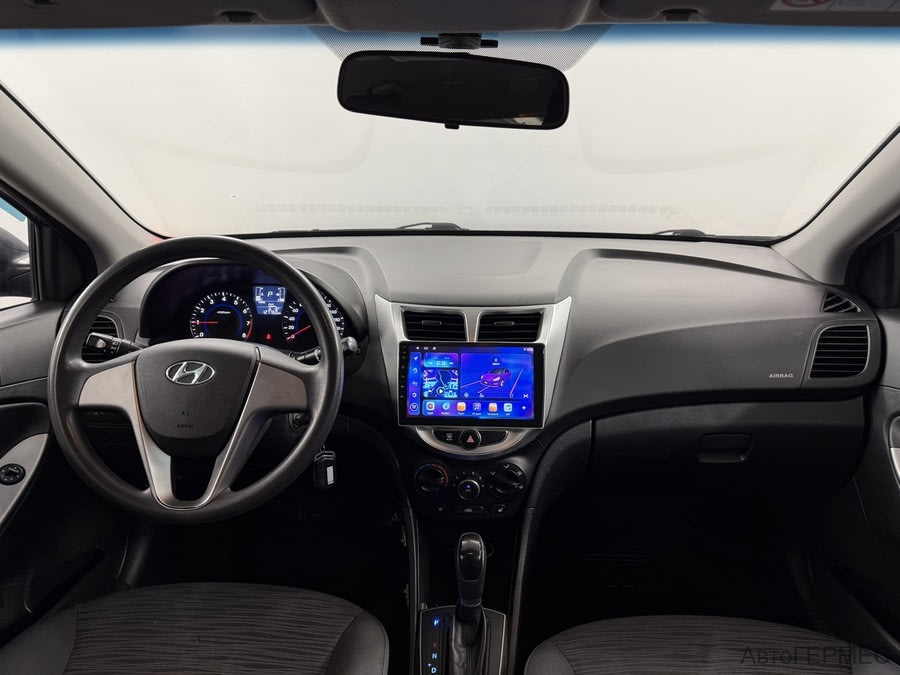 Фото HYUNDAI Solaris I Рестайлинг с пробегом | №5