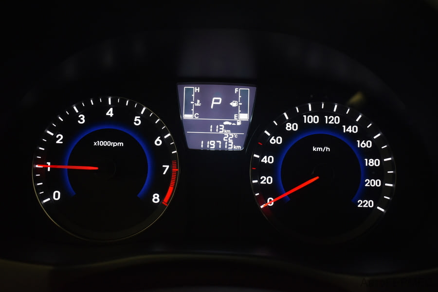 Фото HYUNDAI Solaris I Рестайлинг с пробегом | №6