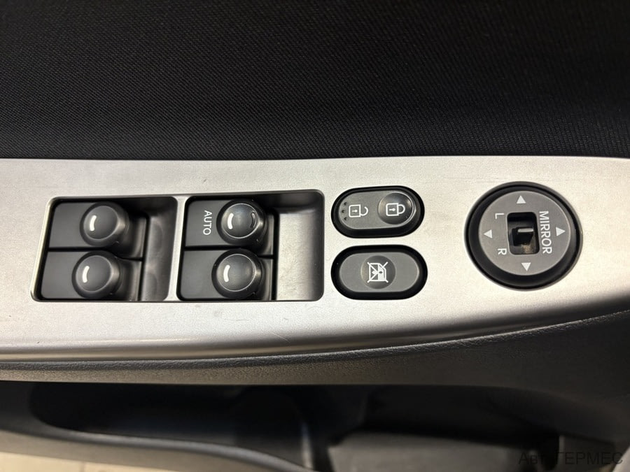 Фото HYUNDAI Solaris I Рестайлинг с пробегом | №8